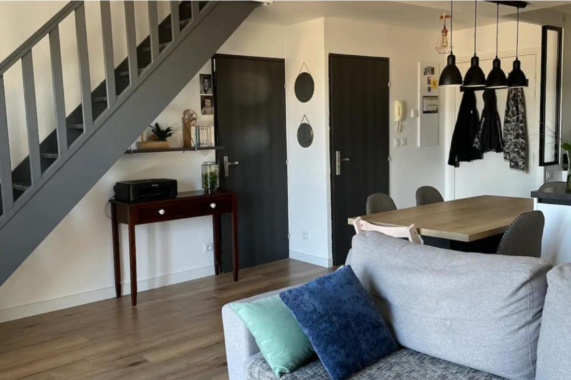 Appartement Cosy Proche Toulouse Castelginest Exterior foto